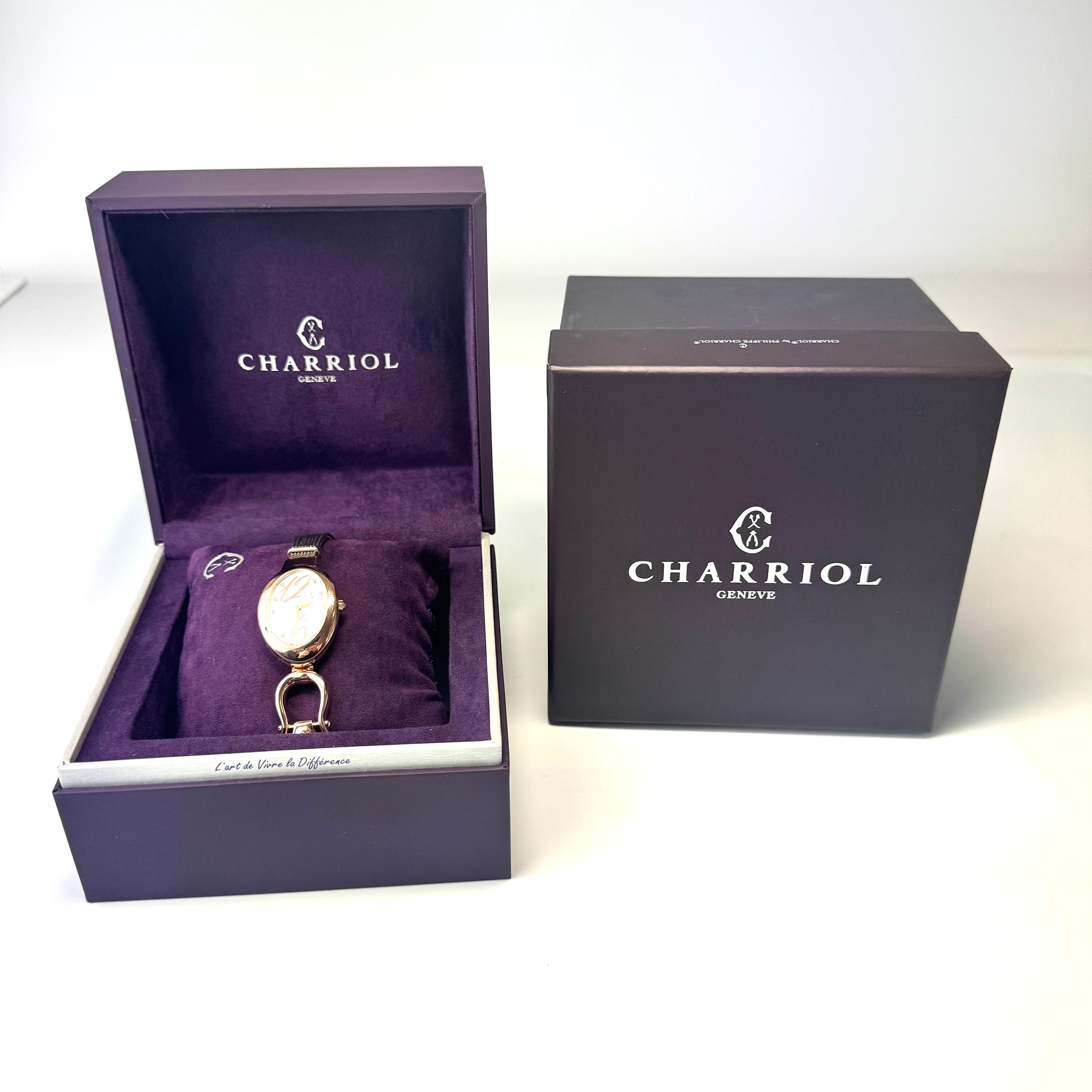 シャリオール　 CHARRIOL　マリーオルガ　MARIE OLGA　MOY.570.002　クォーツ　シェル　ピンクゴールド　レディース