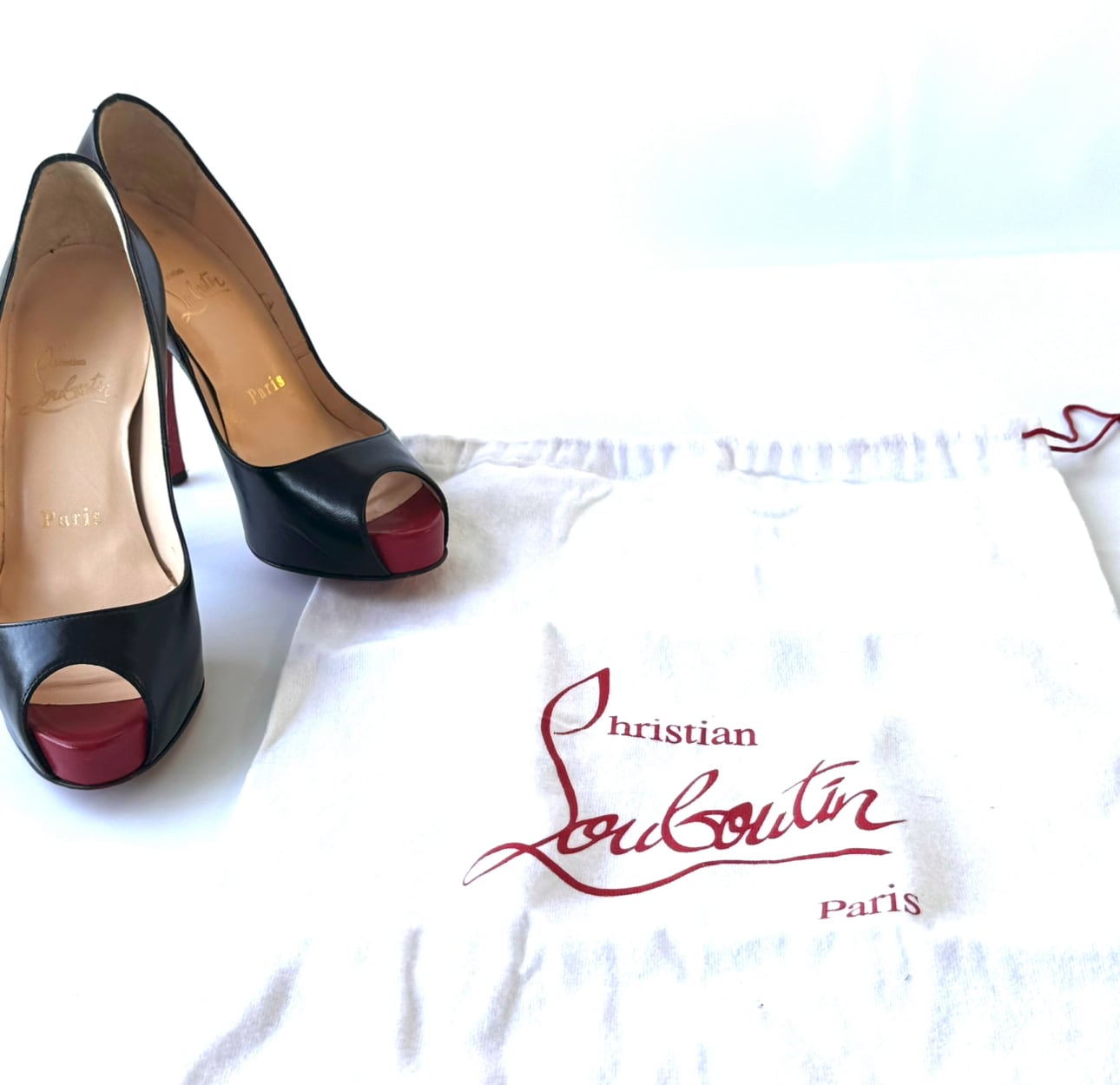 【美品】クリスチャンルブタン　パンプス　ピンヒール　オープントゥ　21cm　黒