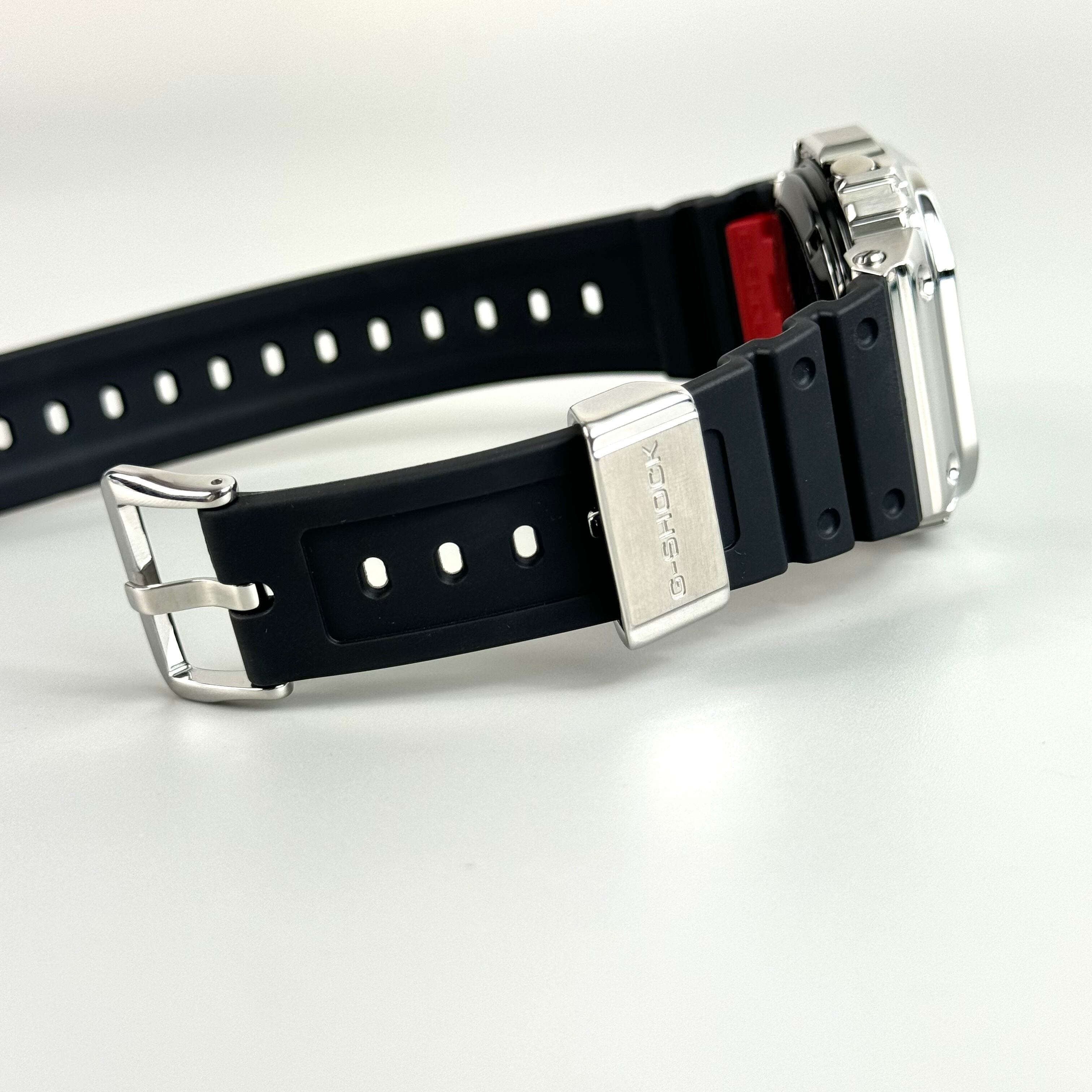 【美品】カシオ　CASIO　ジーショック　G-SHOCK　GMW-B5000-1JF　電波ソーラー　デジタル　黒　Bluetooth　樹脂ベルト