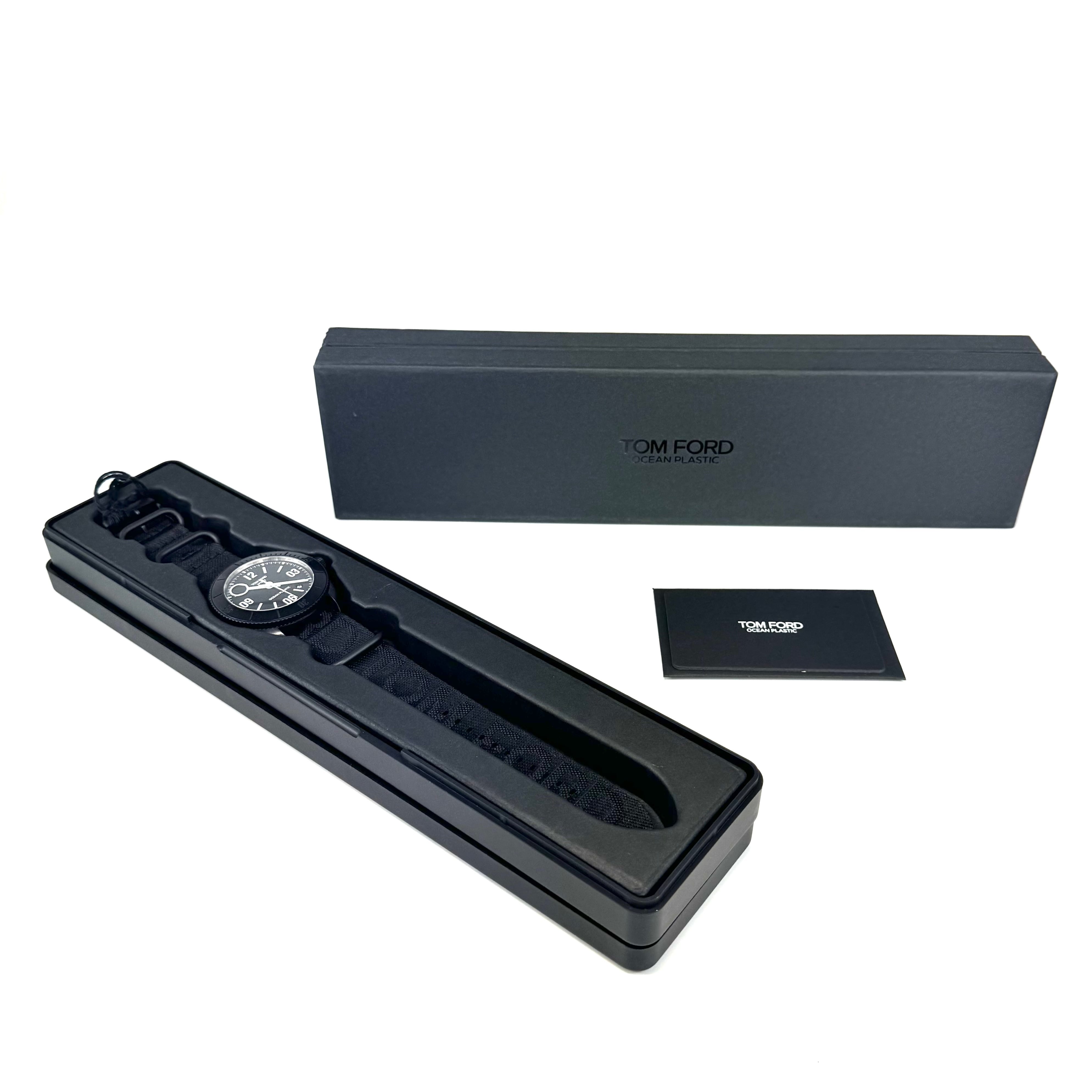 【ほぼ未使用】トムフォード　TOM FORD　オーシャンプラスチック　スポーツ　N.002　TFT002030　自動巻　黒