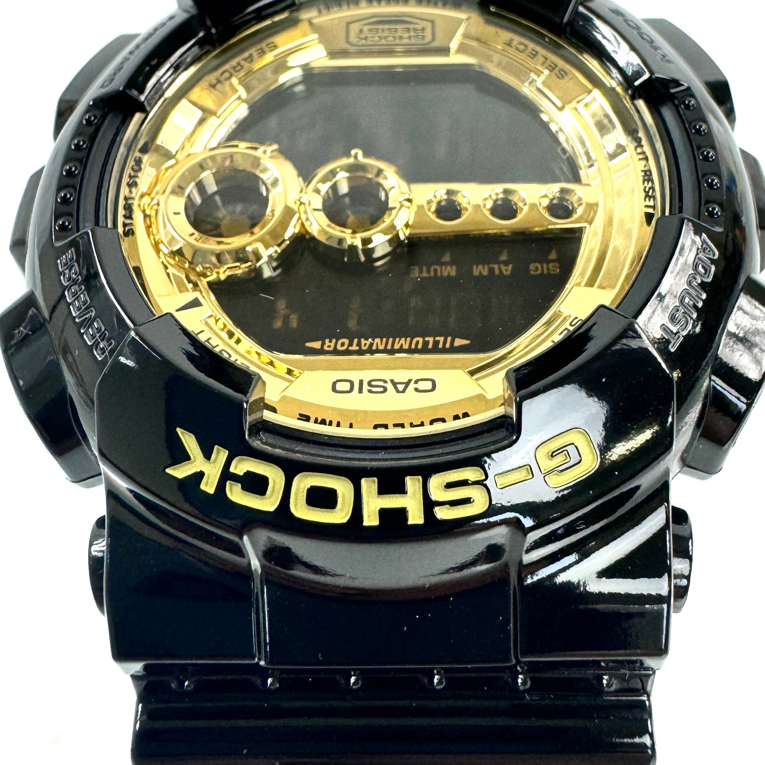 【美品】カシオ　G-SHOCK　ジーショック　GD-100GB-1JF 　クォーツ　デジタル　ブラックゴールド　樹脂