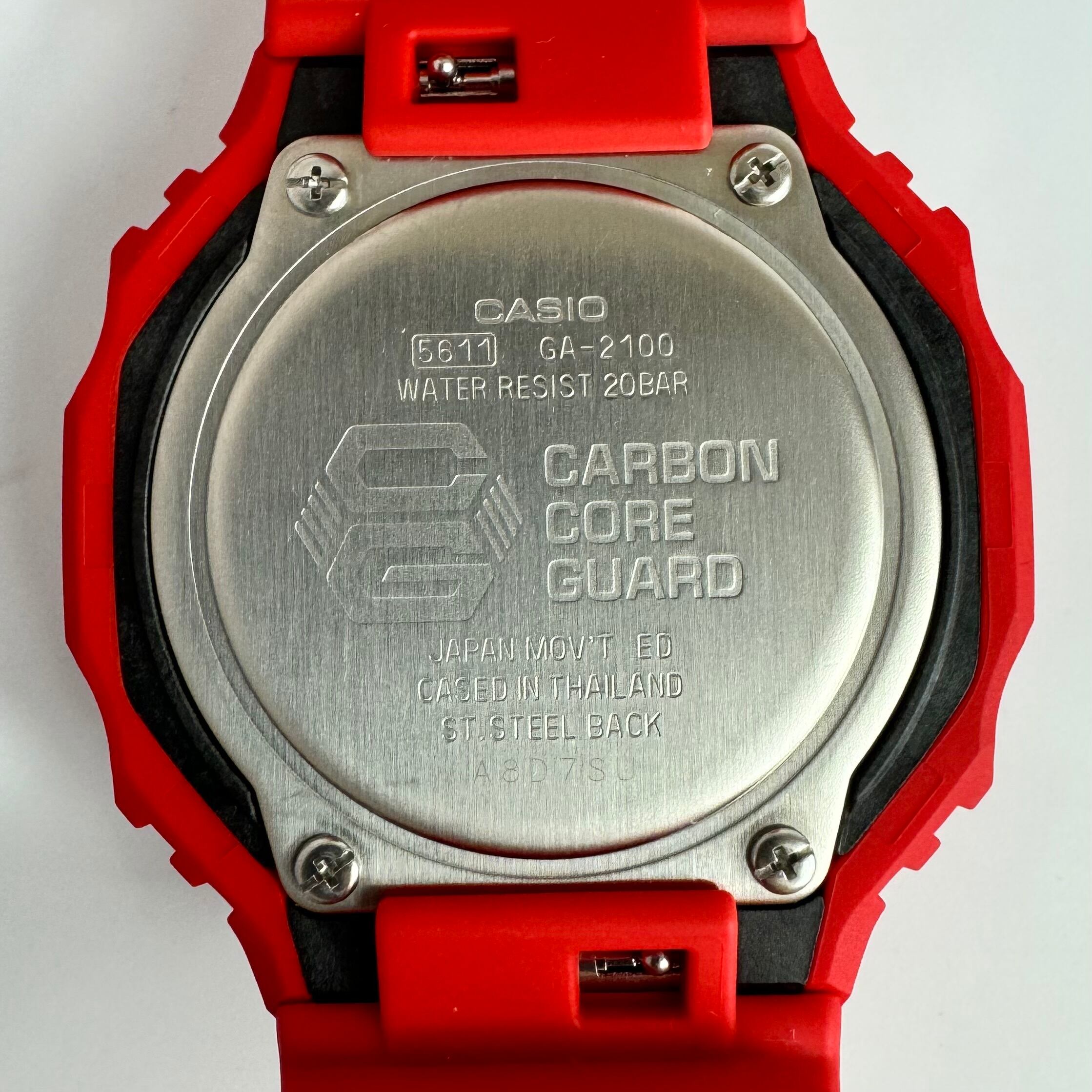 【美品】カシオ　G-SHOCK　ジーショック　2100シリーズ　GA-2100-4AJF　クォーツ　アナデジ　レッド　樹脂ベルト