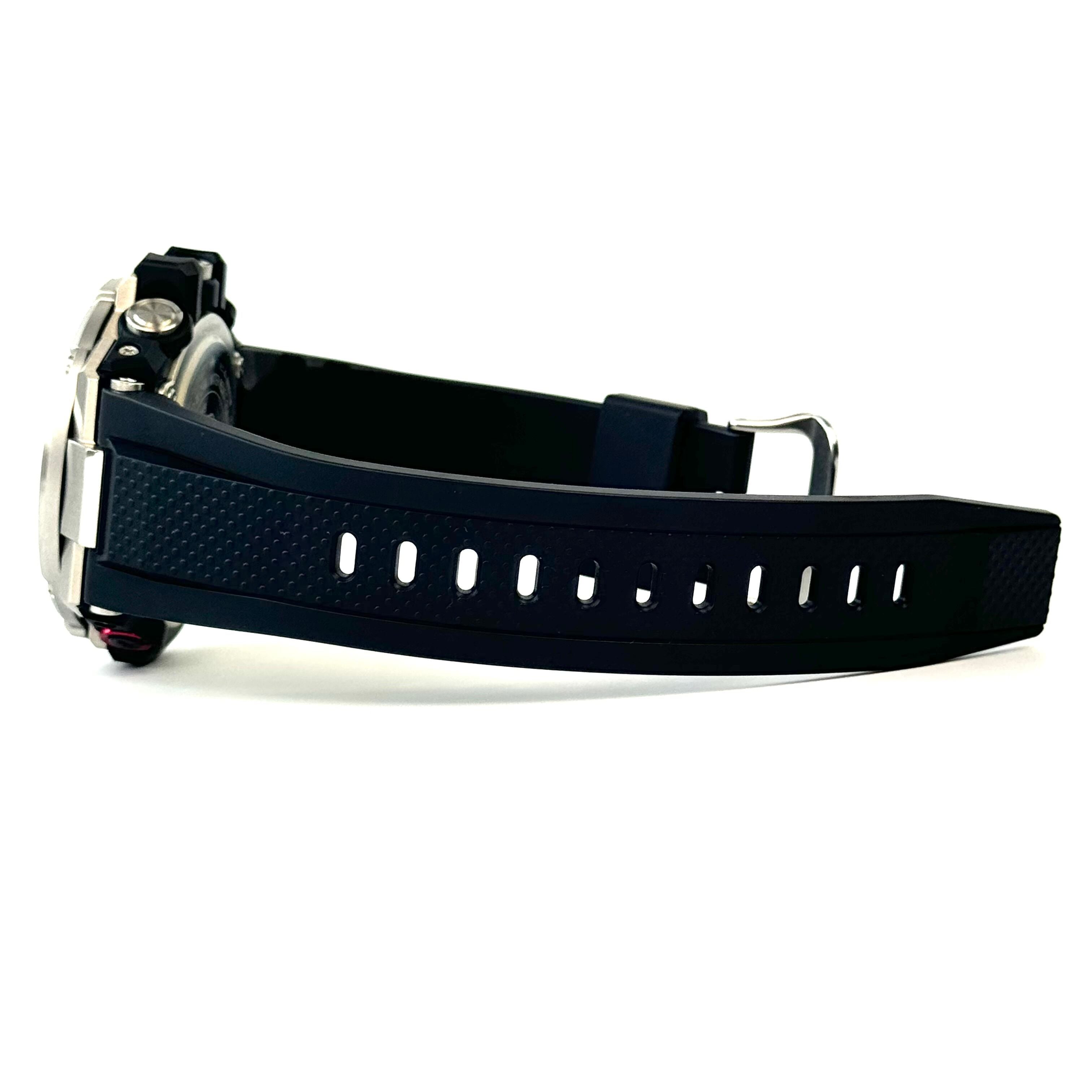 【美品】カシオ　CASIO　ジーショック　G-SHOCK　ジースチール　G?STEEL　GST-B100-1AJF　タフソーラー　クロノグラフ　デイト表示 　Bluetooth　黒　樹脂ベルト