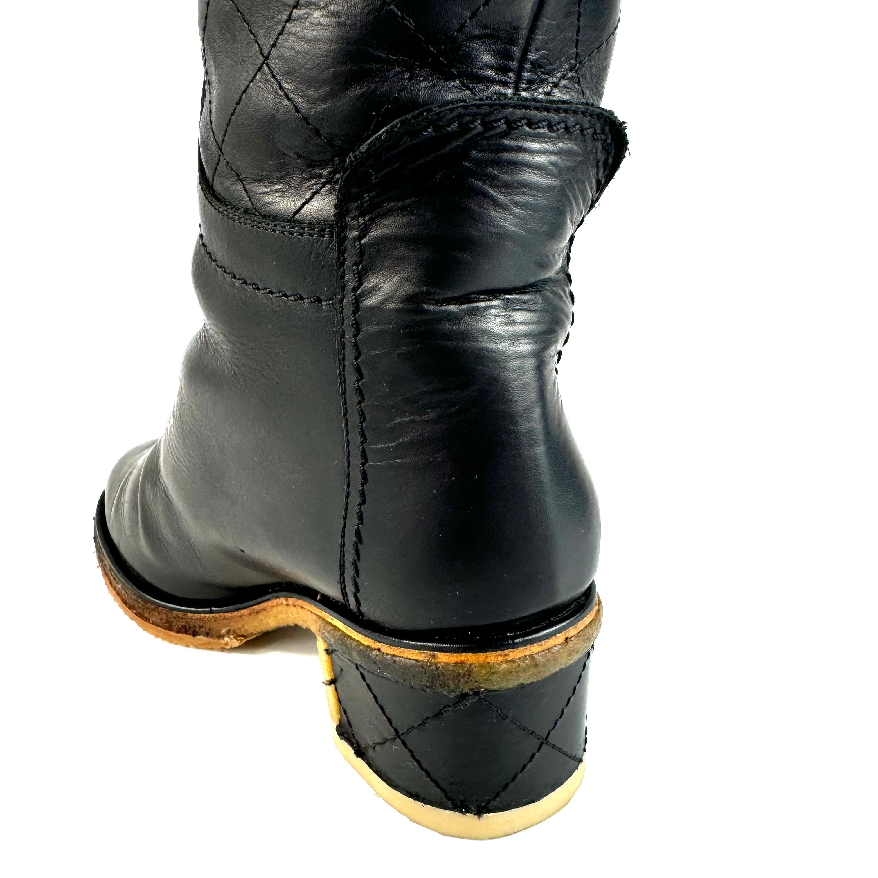 【美品】シャネル　ロングブーツ　ムートン　ココマーク　レザー　黒　22.5cm