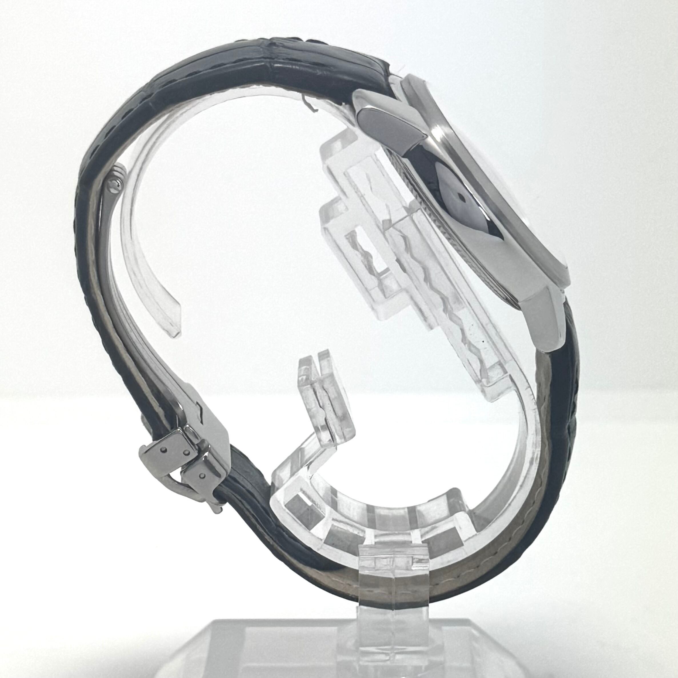 【美品・OH、電池交換済み】ボーム＆メルシエ　ケープランド　MV045214　5267466　クォーツ　デイト表示　シルバー　革ベルト