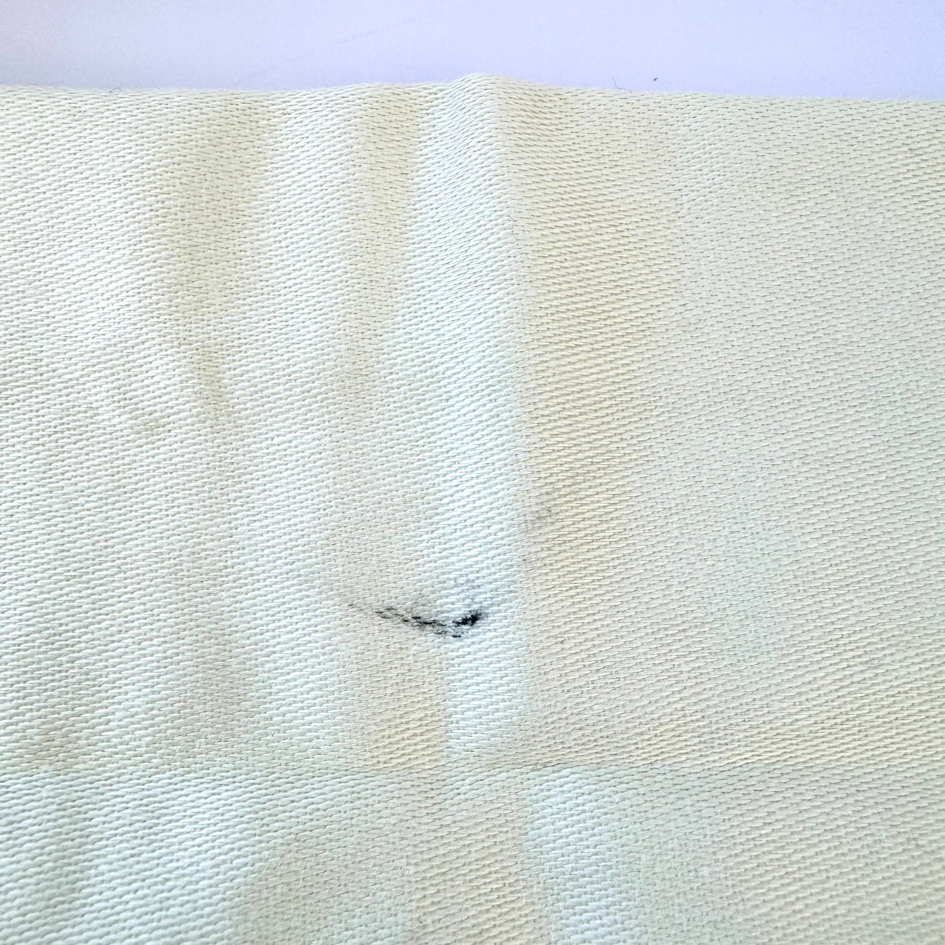 【美品】バーバリー　チェーンウォレット　コインケース　カードケース　TBロゴ　斜め掛け　二つ折り　80316271　ブラッシュピンク