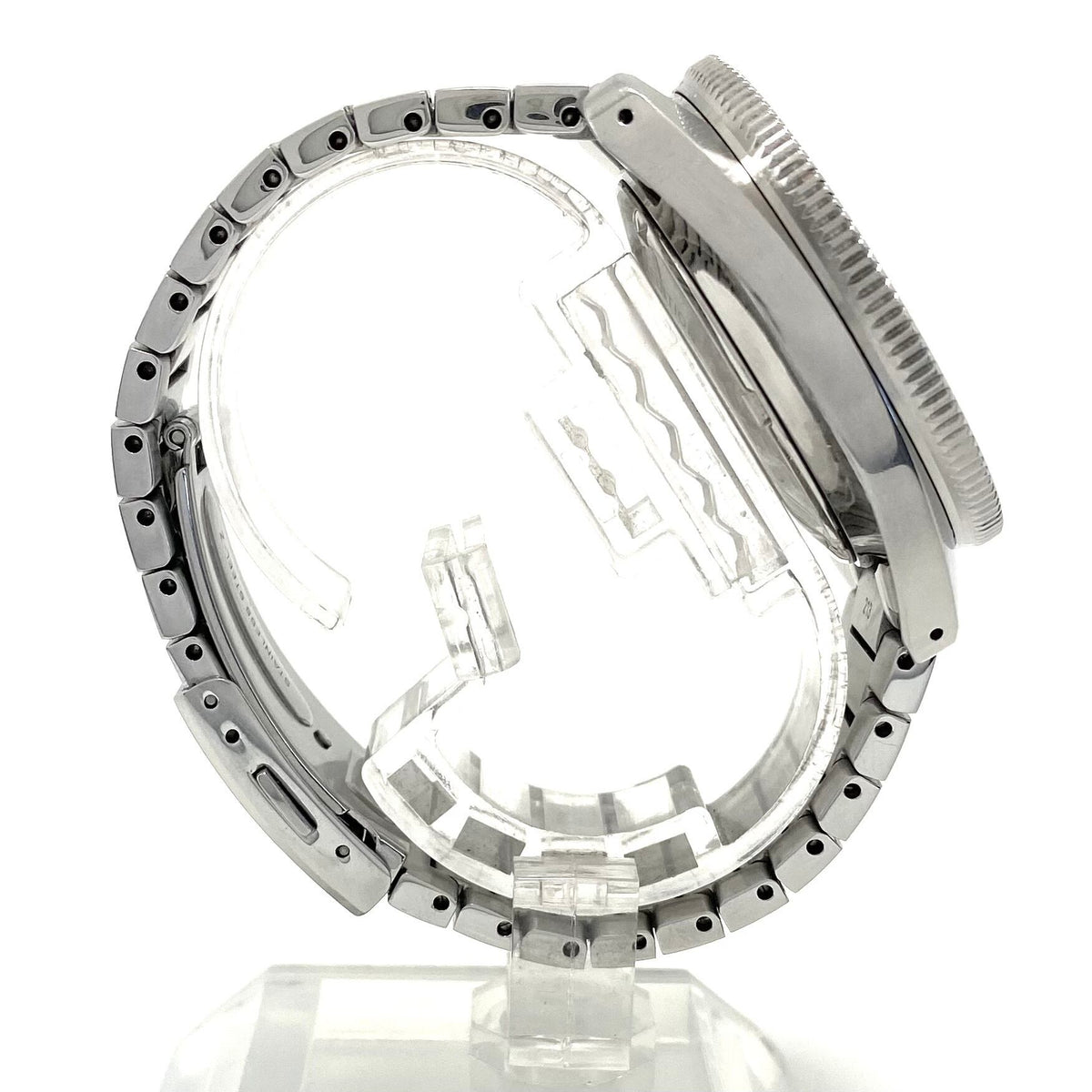 【希少】腕時計 メンズ セイコー 5スポーツ SBSA269 4R36-16C0 ヘリテージデザイン復刻 限定モデル 世界限定9,999本 自動巻 シルバー デイデイト表示（日本語・英語） 10気圧防水
