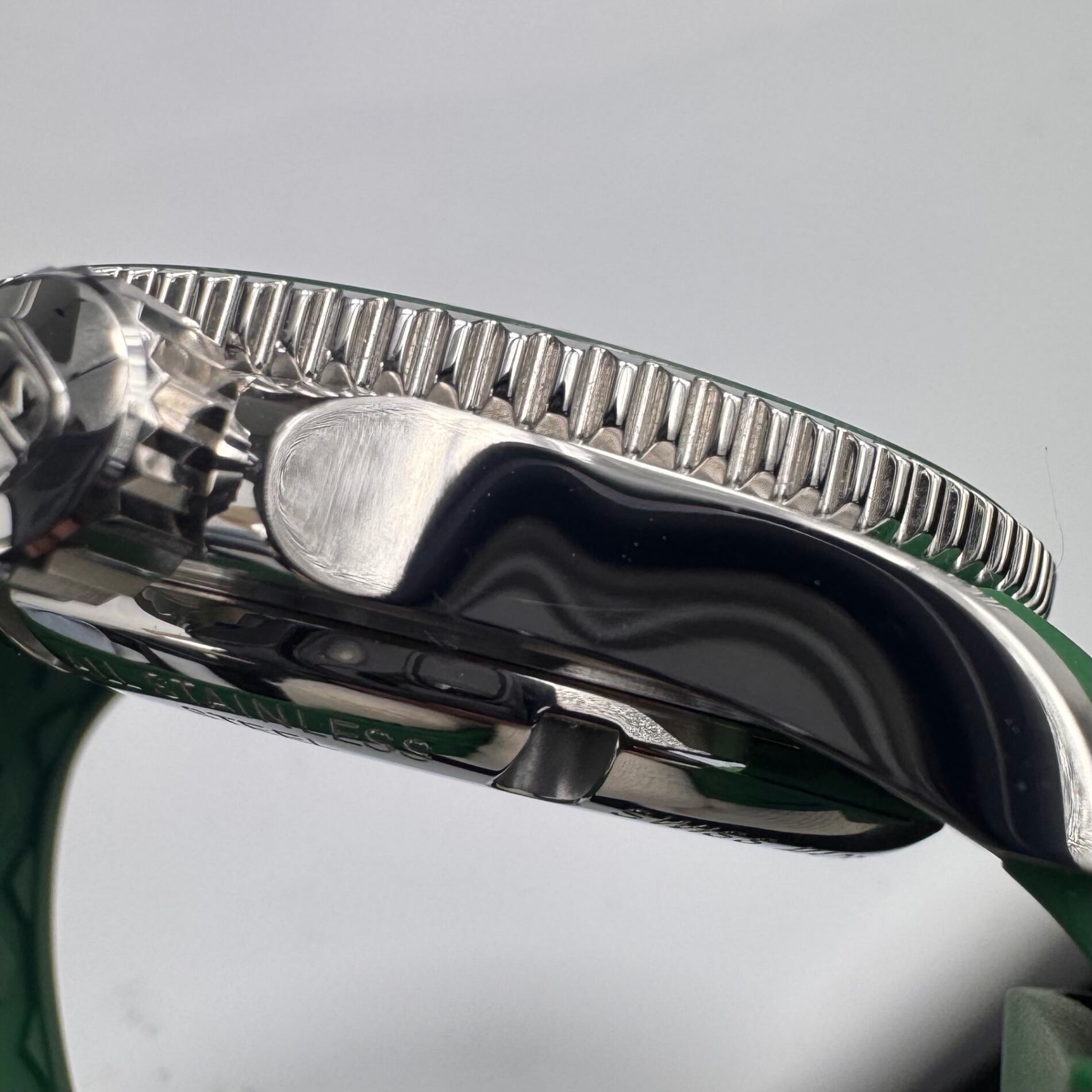 【美品】エポス　EPOS　スポーティブ　ダイバー　SPORTIVE　Diver　3054GR　自動巻　緑　デイト表示　樹脂ベルト