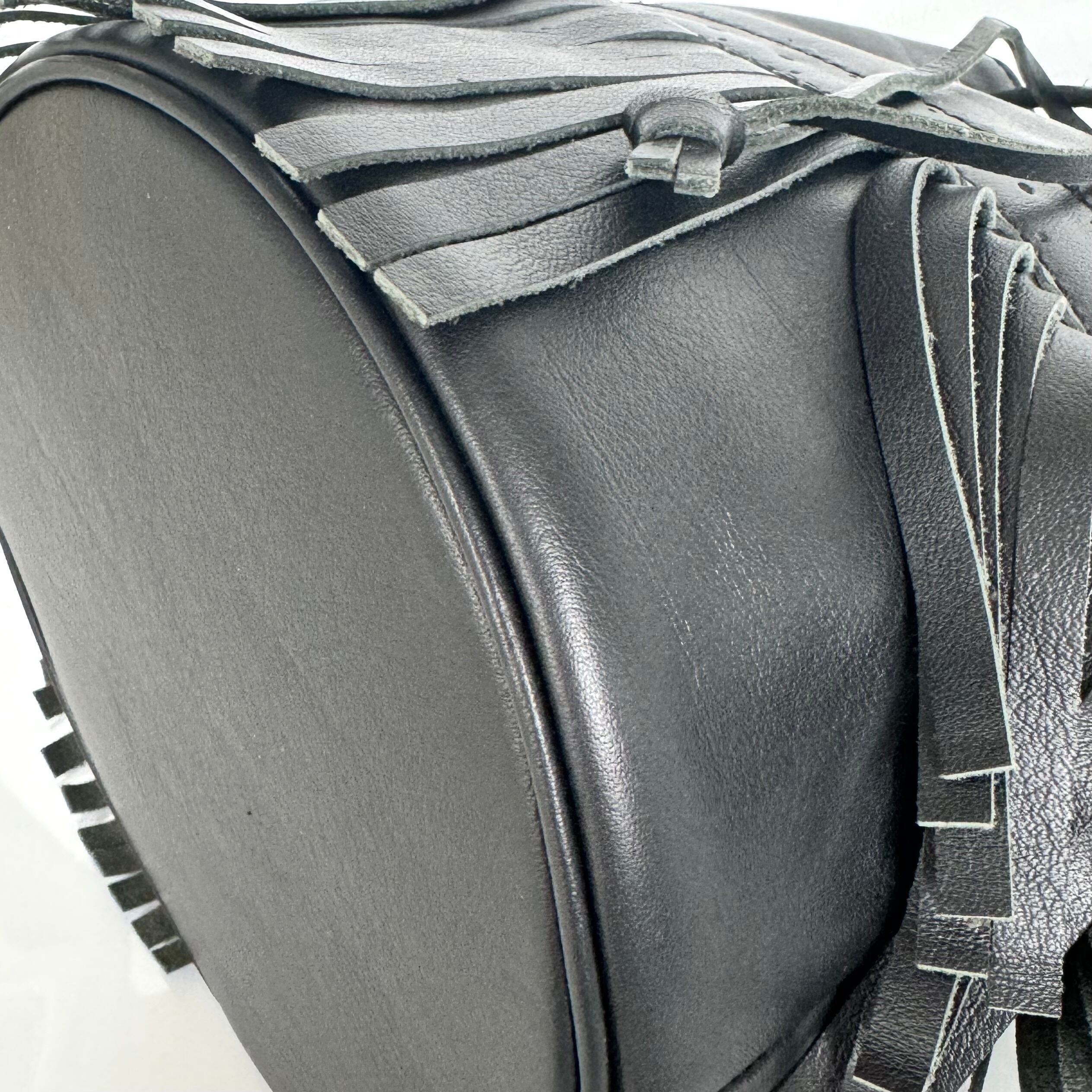 J＆M デビットソン　カーニバル　ミディアム　2WAYバッグ　ショルダーバッグ　ハンドバッグ　フリンジ　レザー　黒