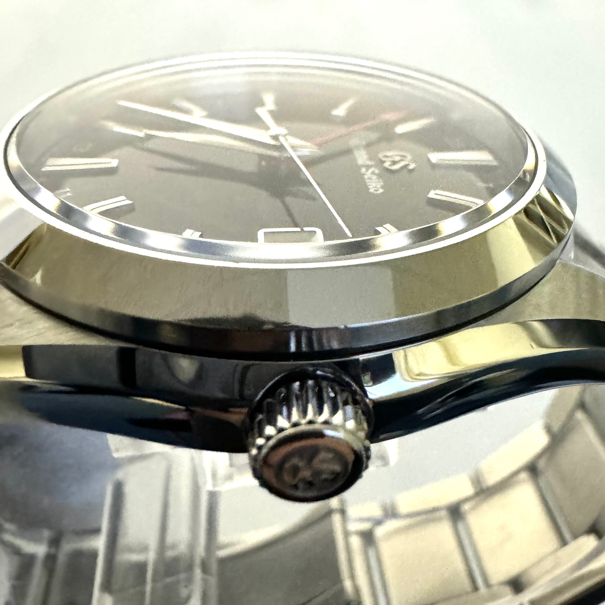 【美品】グランドセイコー　ヘリテージコレクション　GMT　SBGN013　9F86-0AF0　クォーツ　デイト表示　黒