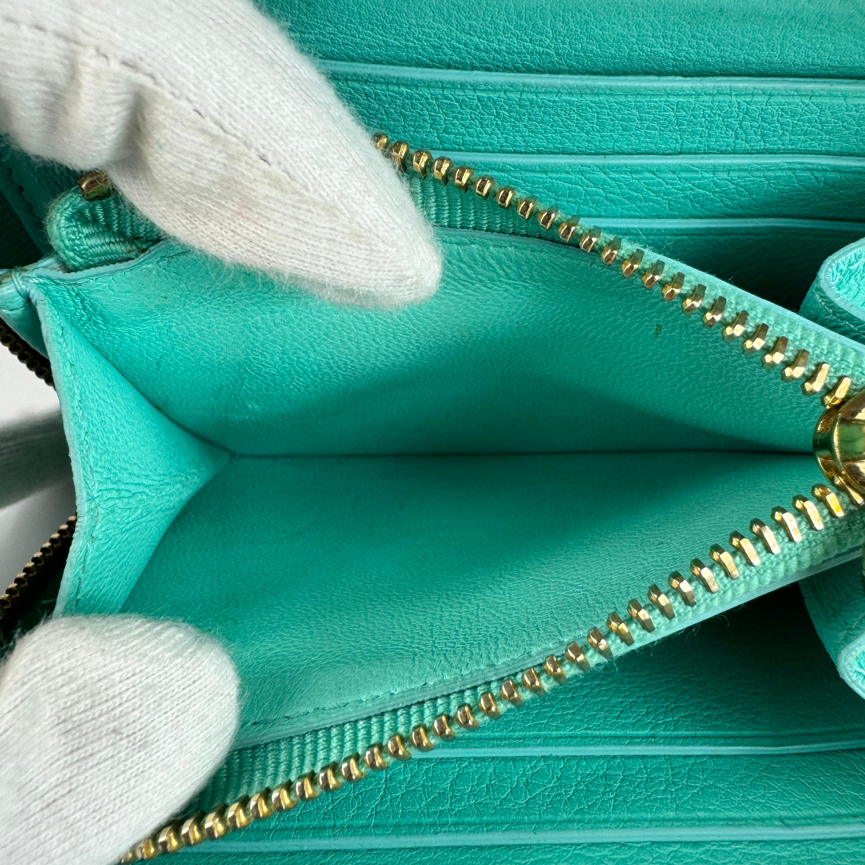 ティファニー　財布　レクタンギュラー　ミニウォレット　コインケース　ティファニーブルー　レザー