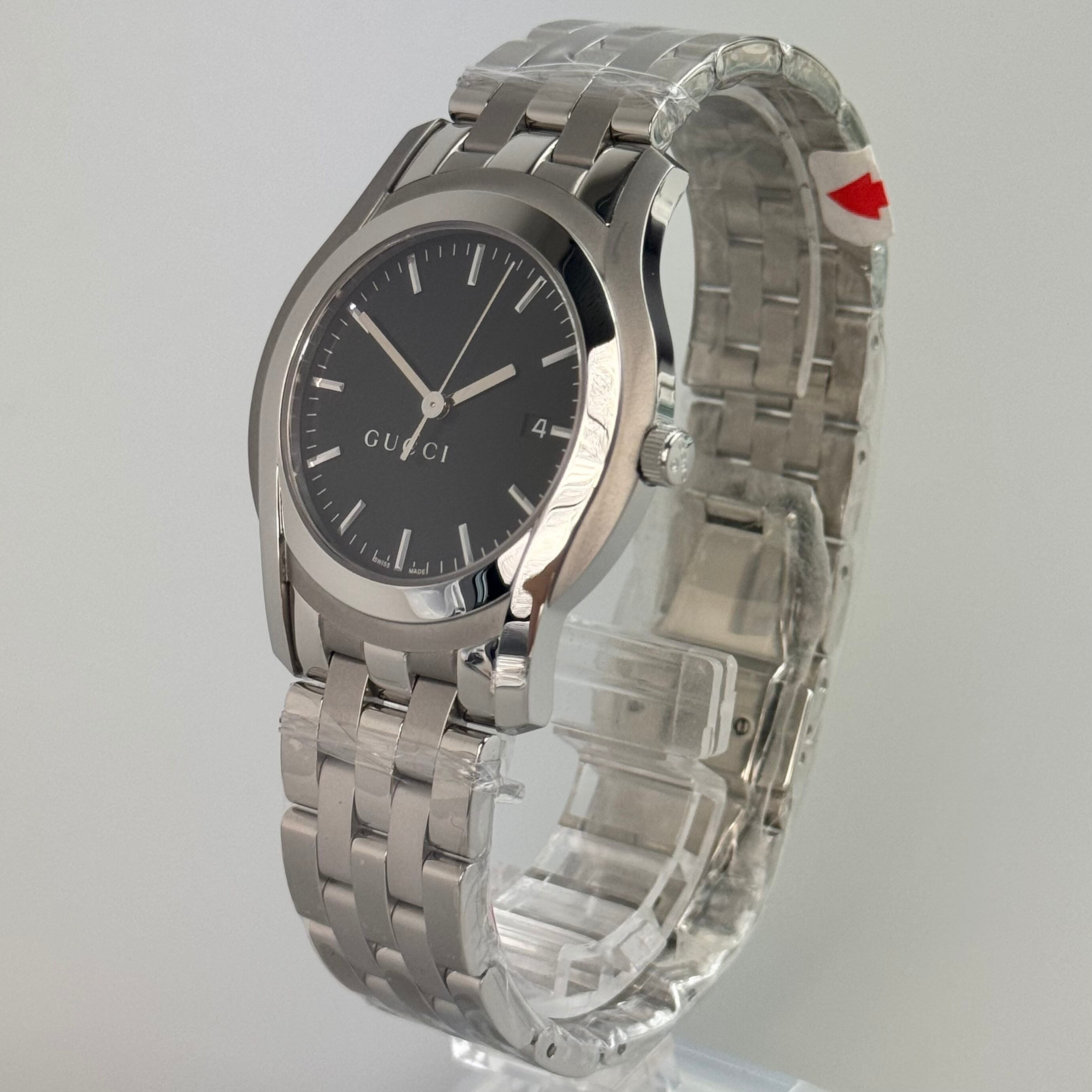 【未使用】グッチ　GUCCI　Gクラス　5500XL　YA055211　クォーツ　黒　デイト表示