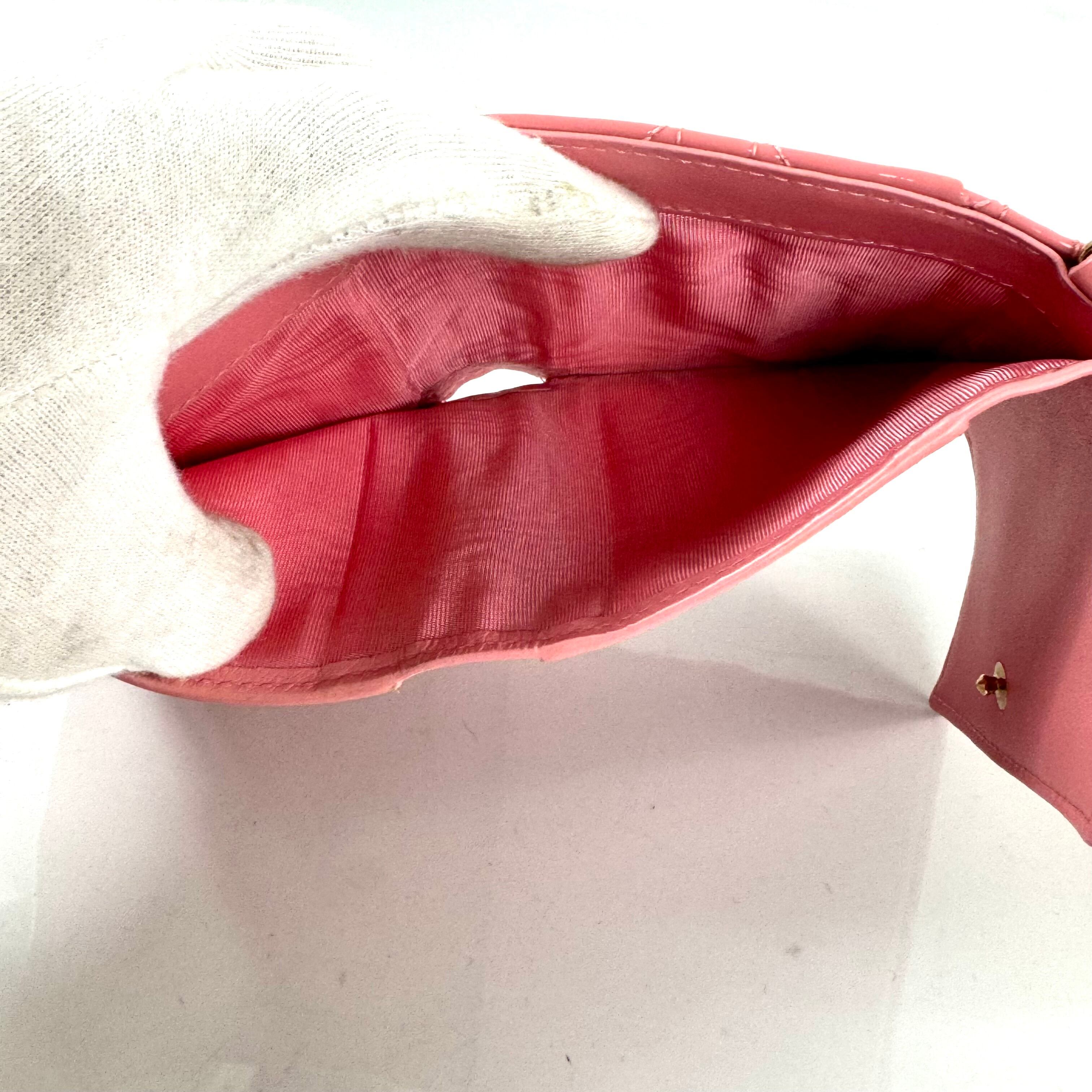 クリスチャンディオール　レディディオール　Christian Dior　ロータスウォレット　ピンク　エナメル　コンパクトウォレット