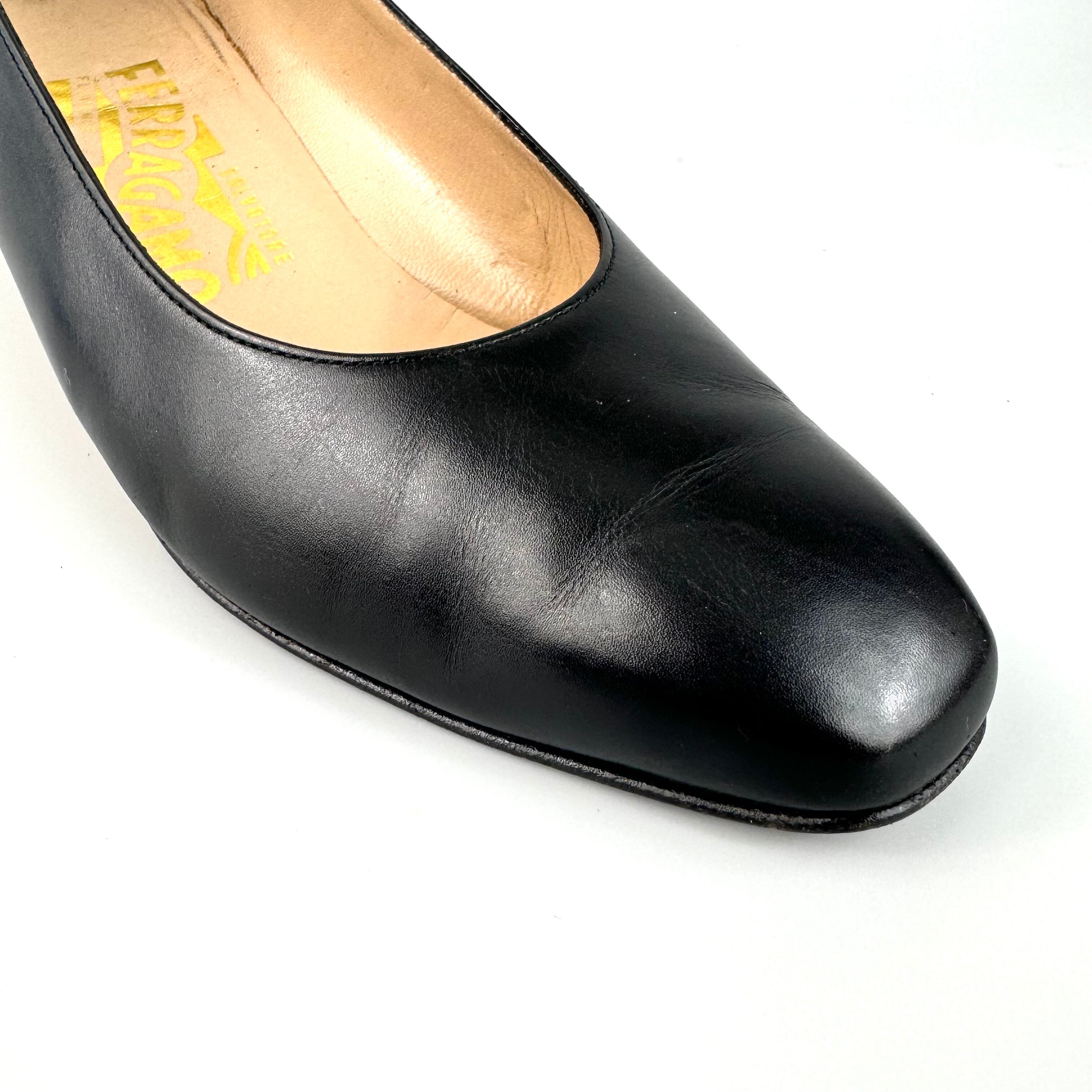 サルヴァトーレフェラガモ　パンプス　スクエアトゥ　カーフ　黒　23cm　5 1/2