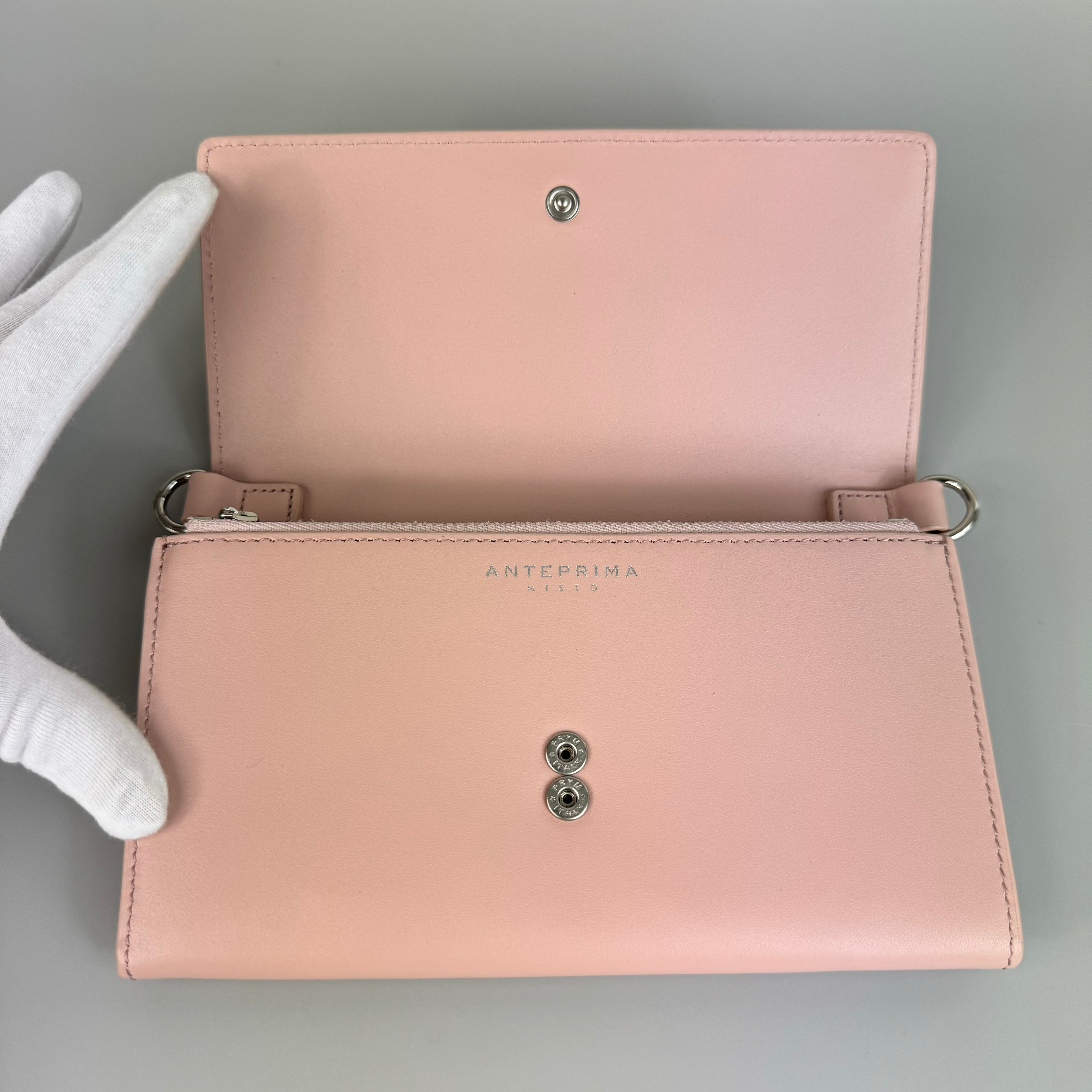 【ほぼ未使用】アンテプリマミスト　チェーンウォレット　財布　レザー　ライトピンク