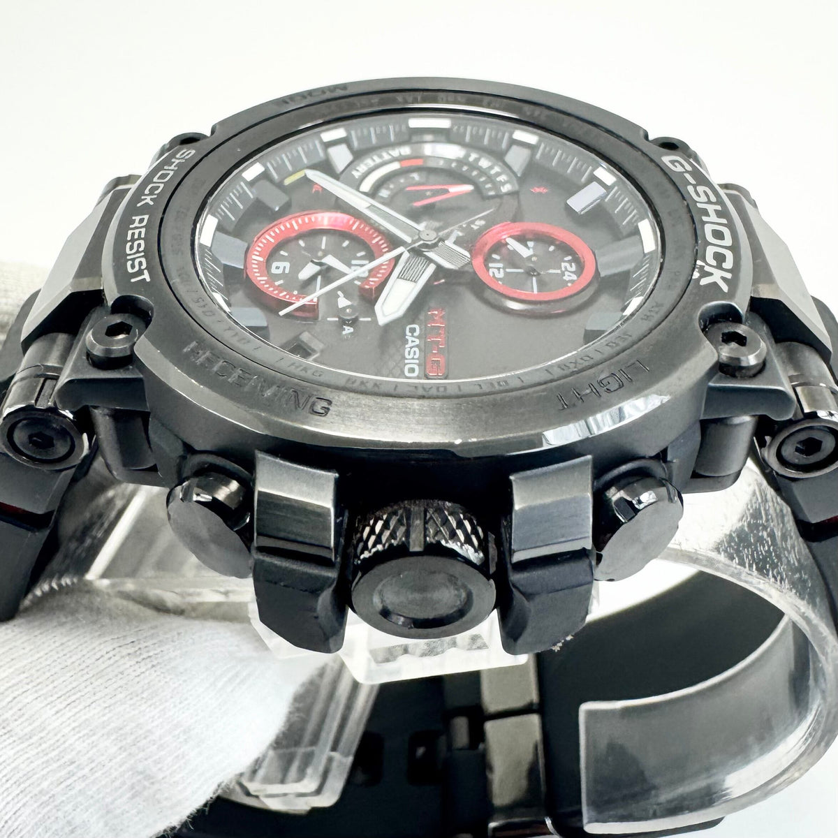【美品】腕時計 メンズ カシオ CASIO G-SHOCK ジーショック MT-G MTG-B1000B-1AJF 電波ソーラー スマホリンク Bluetooth 黒 デイト表示 20気圧防水 樹脂ベルト