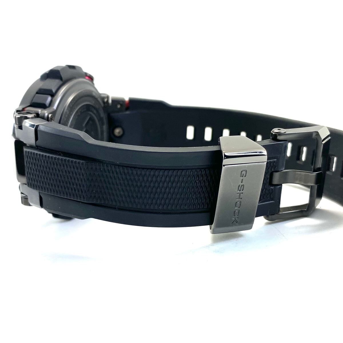 【美品】腕時計 メンズ カシオ CASIO G-SHOCK ジーショック MT-G MTG-B1000B-1AJF 電波ソーラー スマホリンク Bluetooth 黒 デイト表示 20気圧防水 樹脂ベルト