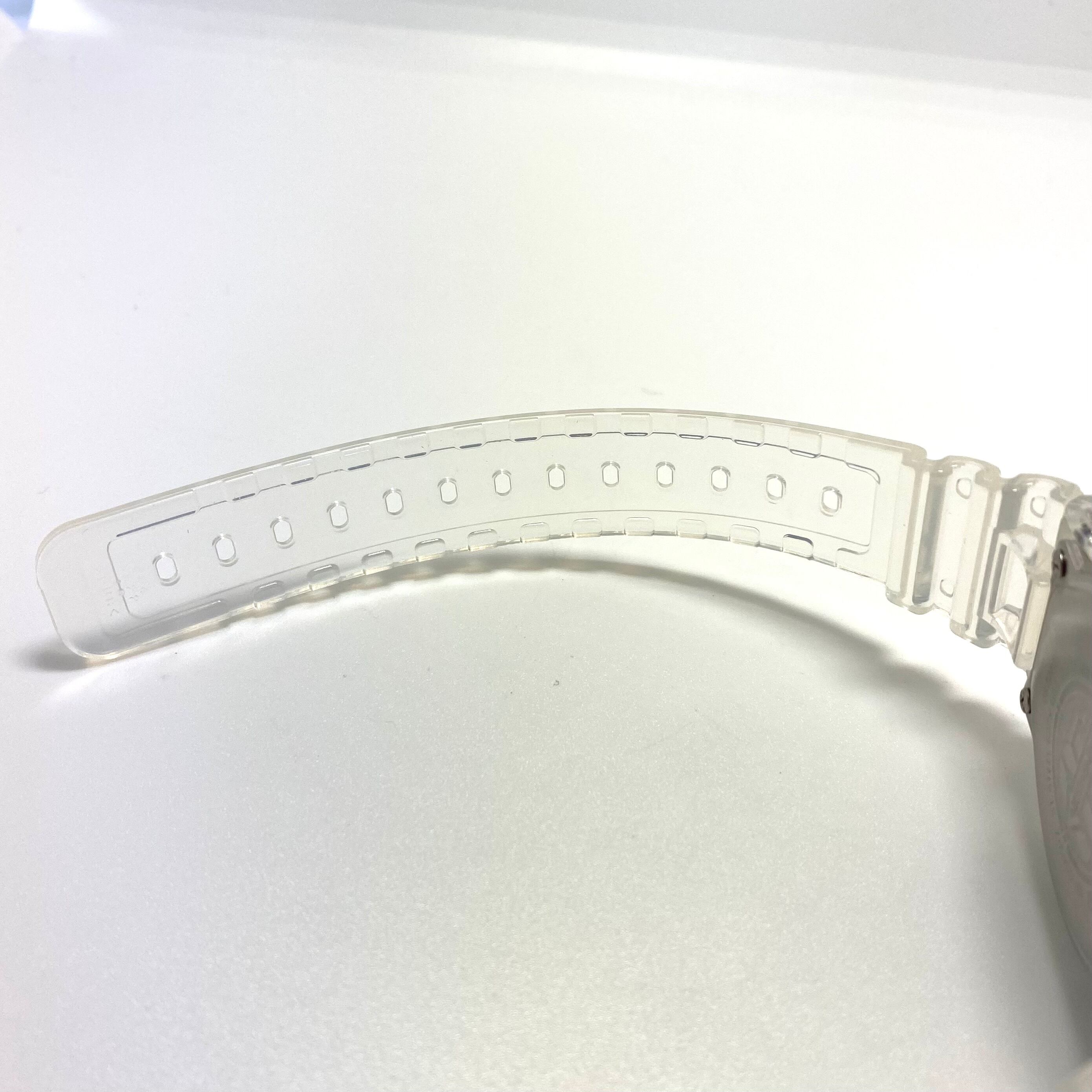 【ほぼ未使用・希少】カシオ　CASIO　ジーショック　G-SHOCK　40th Anniversary CLEAR REMIX　40周年限定モデル　6900シリーズ　DW-6940RX-7JR　デジタル　クォーツ　樹脂ベルト