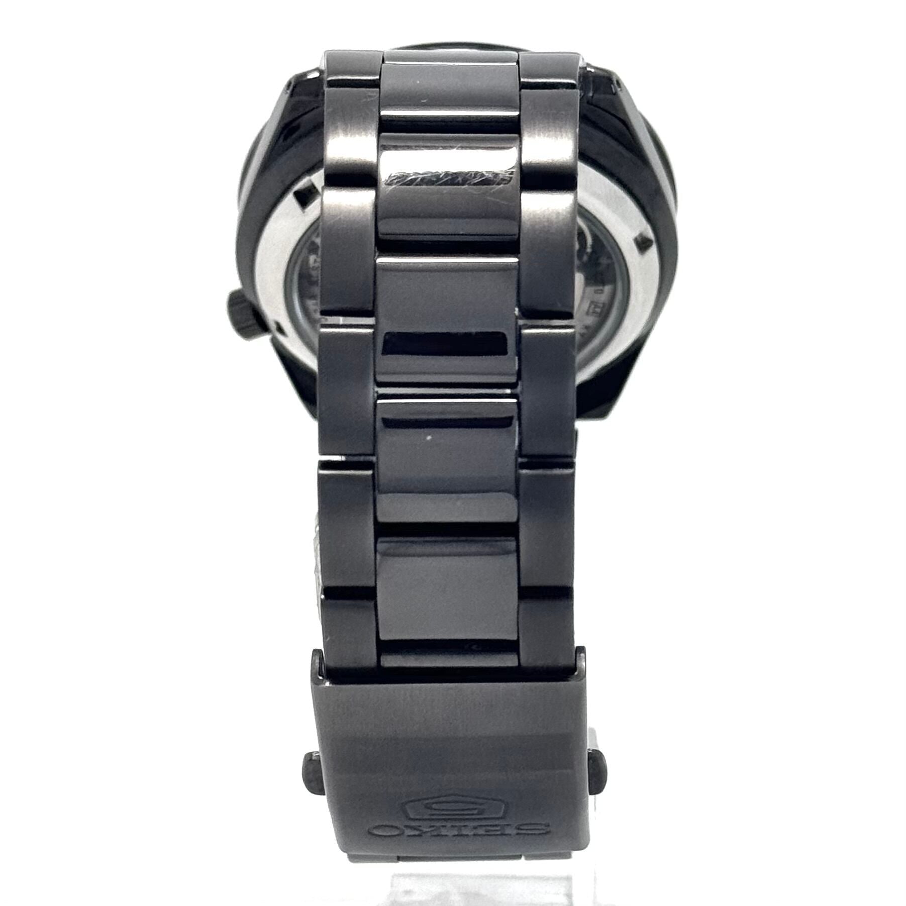 セイコー　セイコーファイブ　セイコー5　SNKE03K1　7S26-02T0　自動巻　黒　裏スケ　デイデイト（スペイン語・英語）　海外モデル