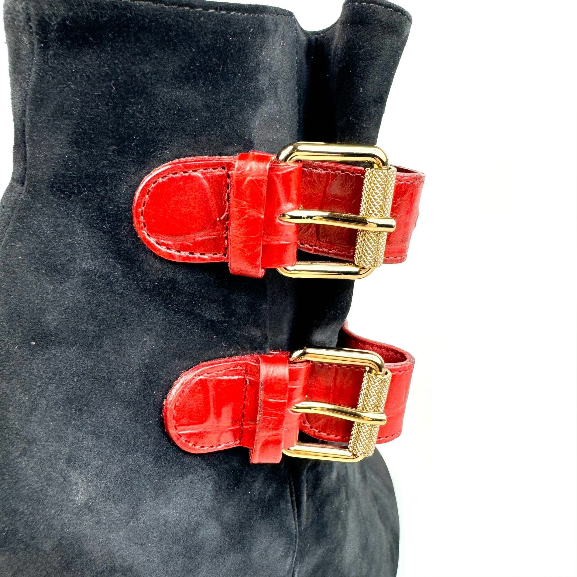 クリスチャンルブタン　ショートブーツ　サイドベルト　スエード　赤　黒　25cm