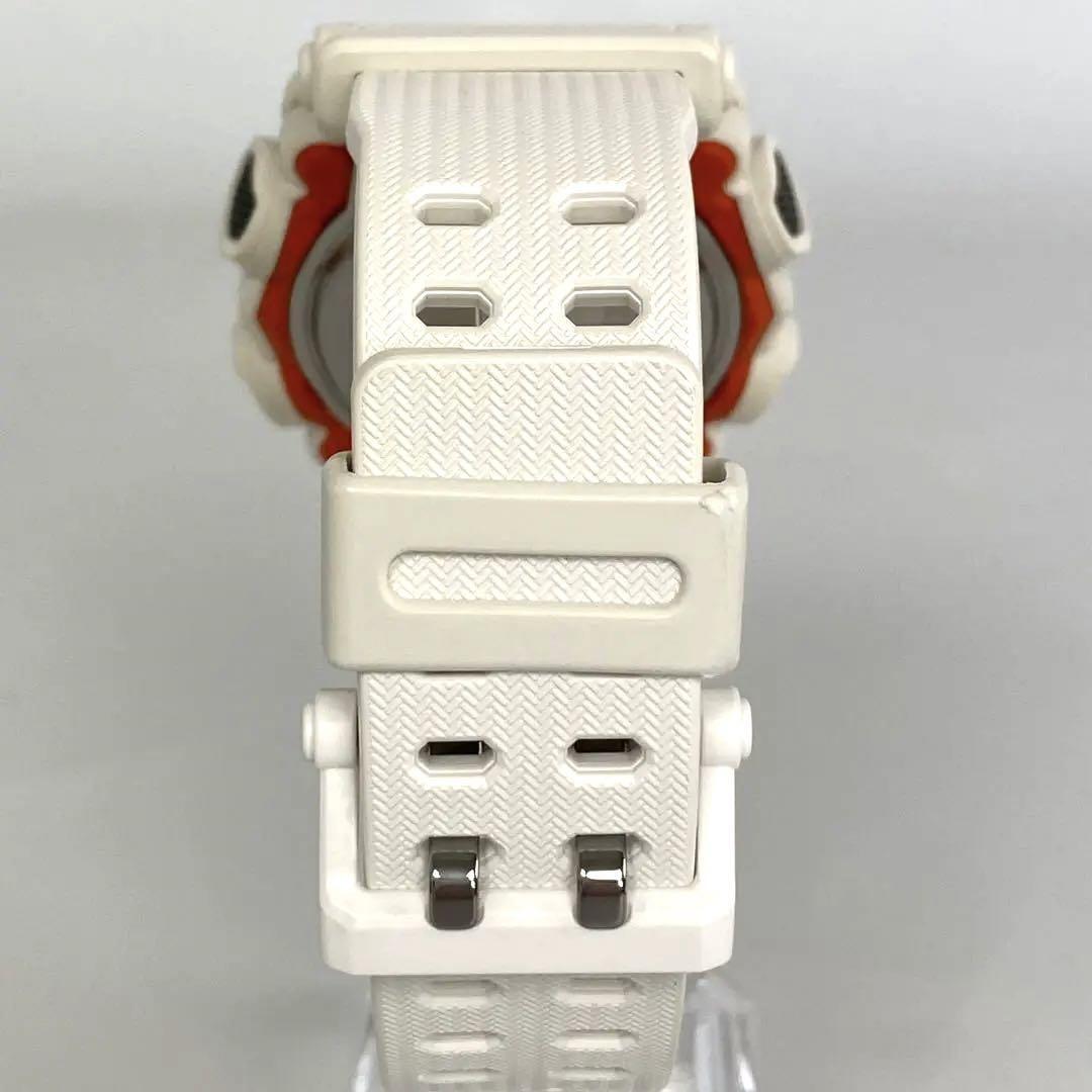 【美品】カシオ　Gショック　GA-900 クォーツ　白　アナデジ