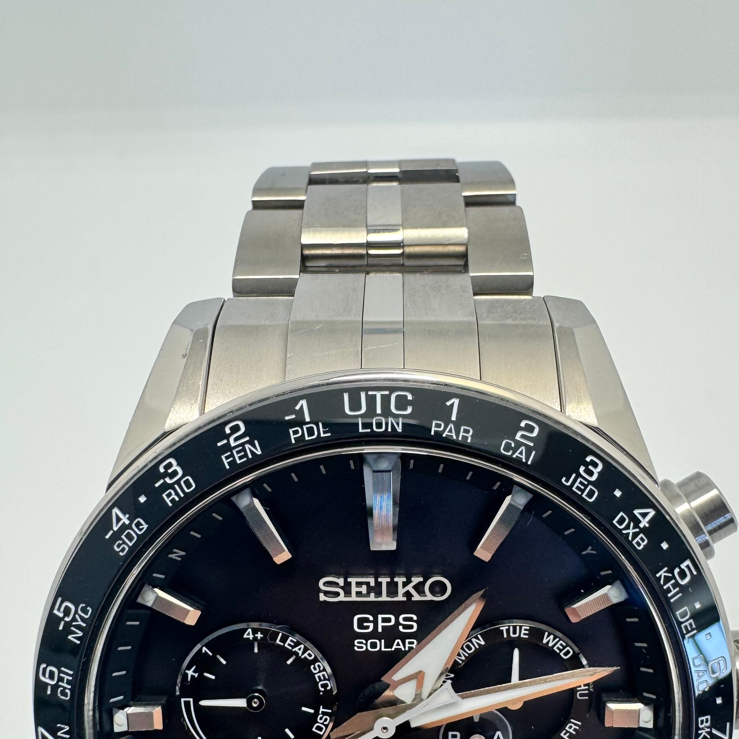 セイコー　SEIKO　アストロン　ASTRON　SBXC003　5X53-0AB0　電波ソーラー　黒　デイト表示　チタニウム　セラミック