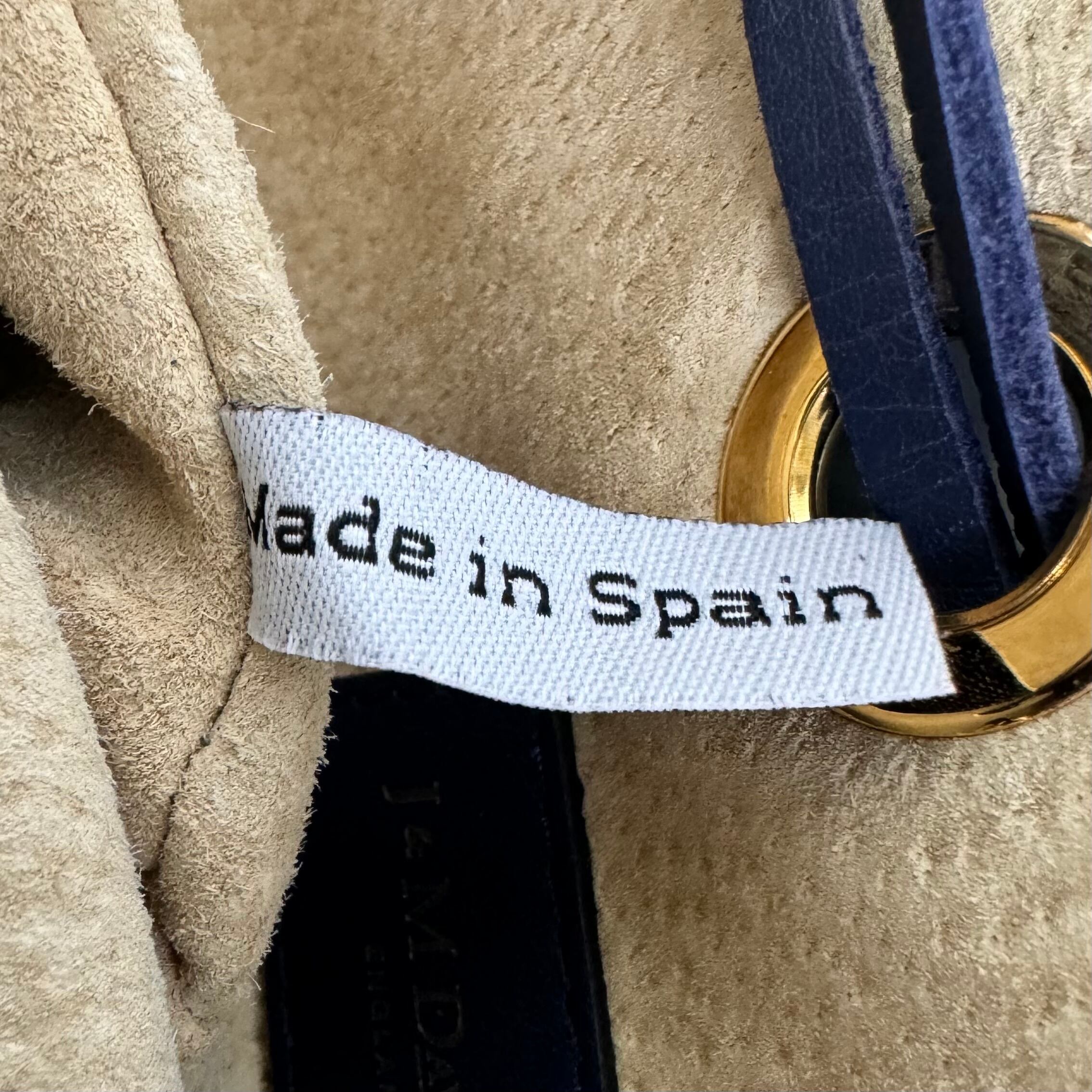 【美品】J＆M デビットソン　カーニバル　ラージ　ショルダーバッグ　レザー