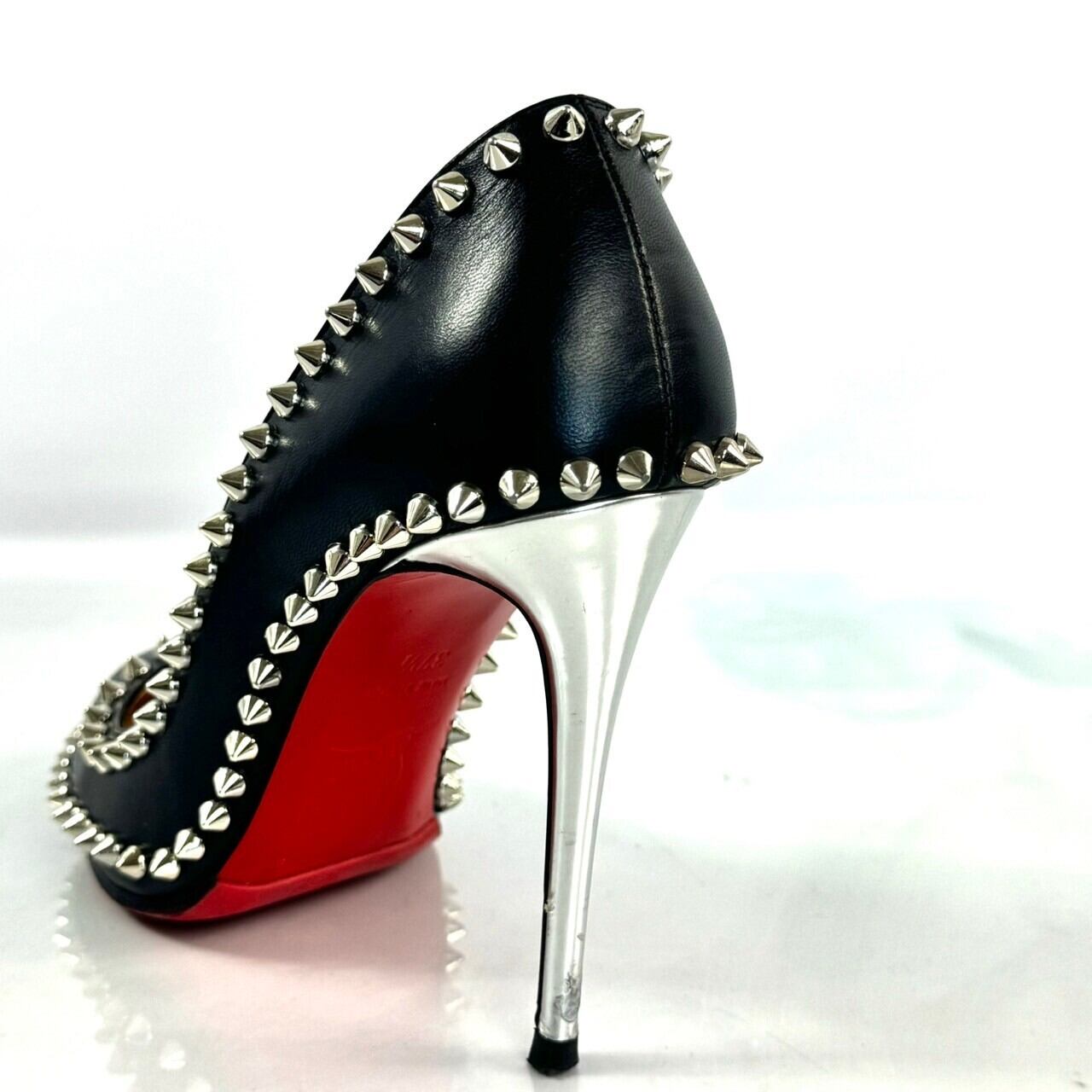 【希少】クリスチャンルブタン　Christian Louboutin　ハイヒール　スタッズ　レザー　黒　37 1/2　日本サイズ約23.5cm