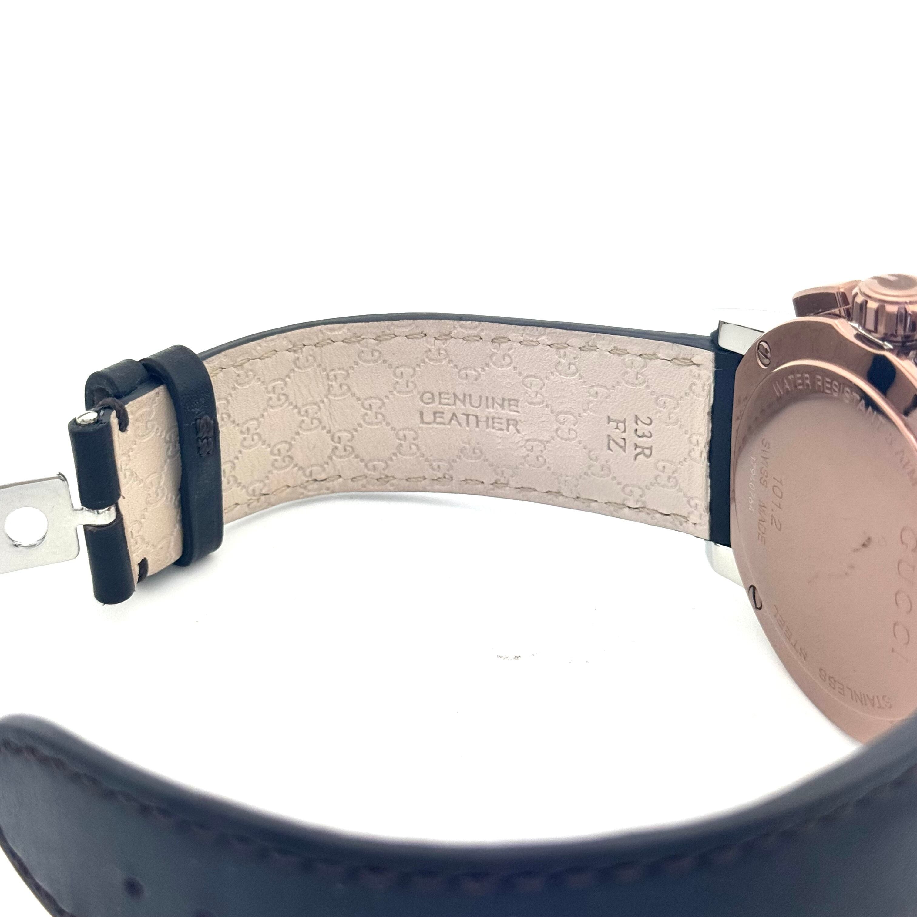 【美品】グッチ　GUCCI　Gクロノ　YA101202　101.2　クォーツ　黒　クロノグラフ　革ベルト