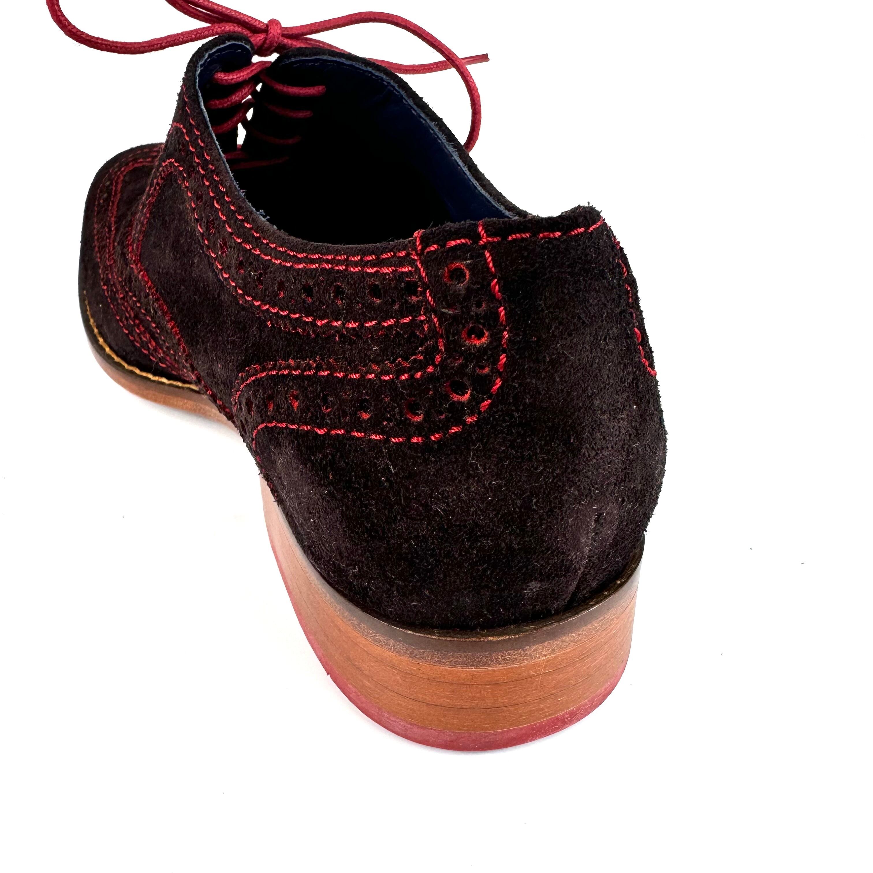 【ほぼ未使用】コールハーン　ナイキエアー　ウィングチップ　スエード　ブラウン