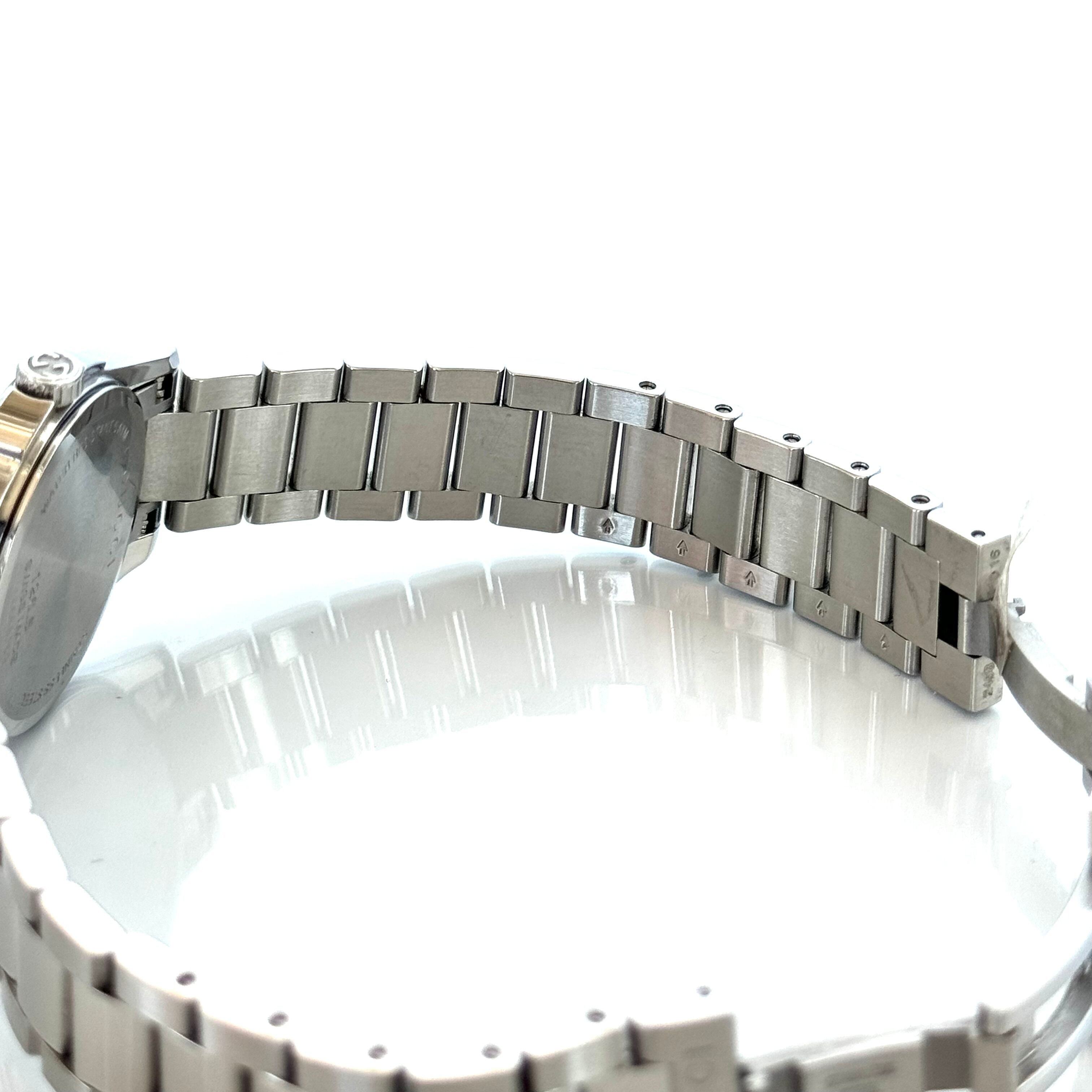 グッチ　Gタイムレス　YA126551　126.5　クォーツ　デイト表示　シルバー　レディース