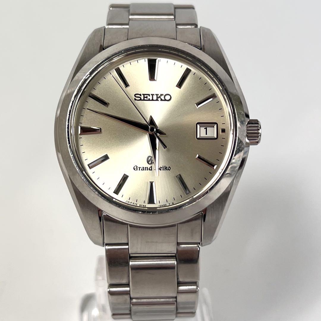 グランドセイコー　SBGV021　9Fクォーツ　シルバー　デイト表示