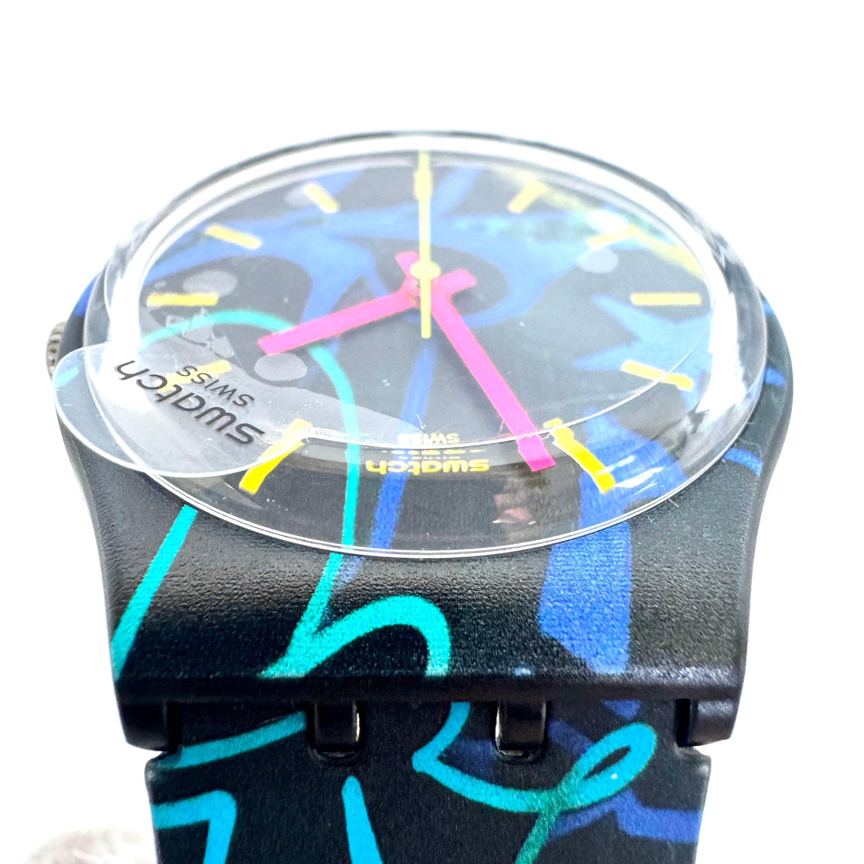 【ほぼ未使用】スウォッチ　SWATCH　ナイトクラブ　GB318　クォーツ　黒　ラバーベルト　レディース　電池交換済