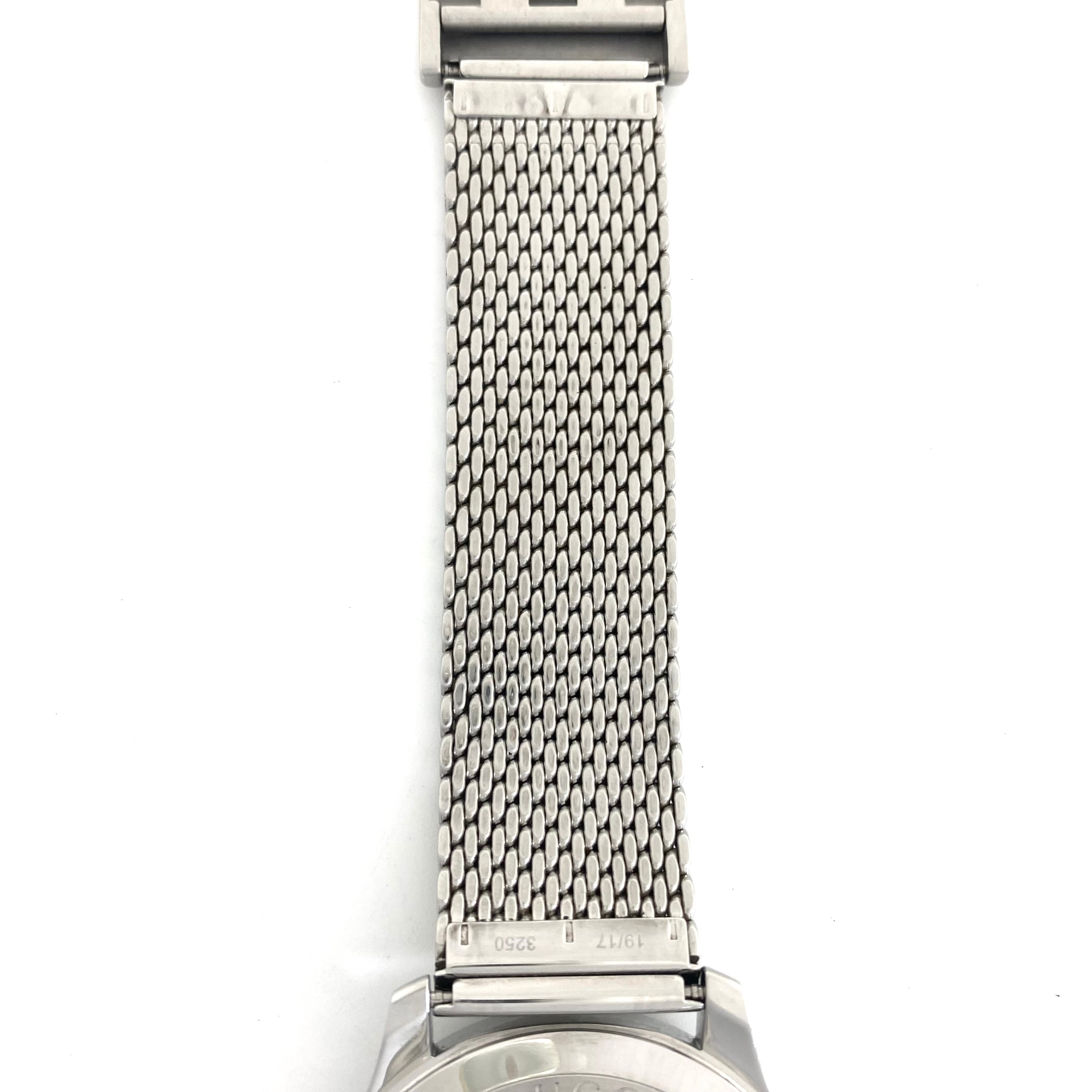 【動作良好】腕時計 メンズ グッチ GUCCI Gタイムレス 126.3 YA126330 自動巻 蜂 ビー シルバー 裏スケ スモールセコンド