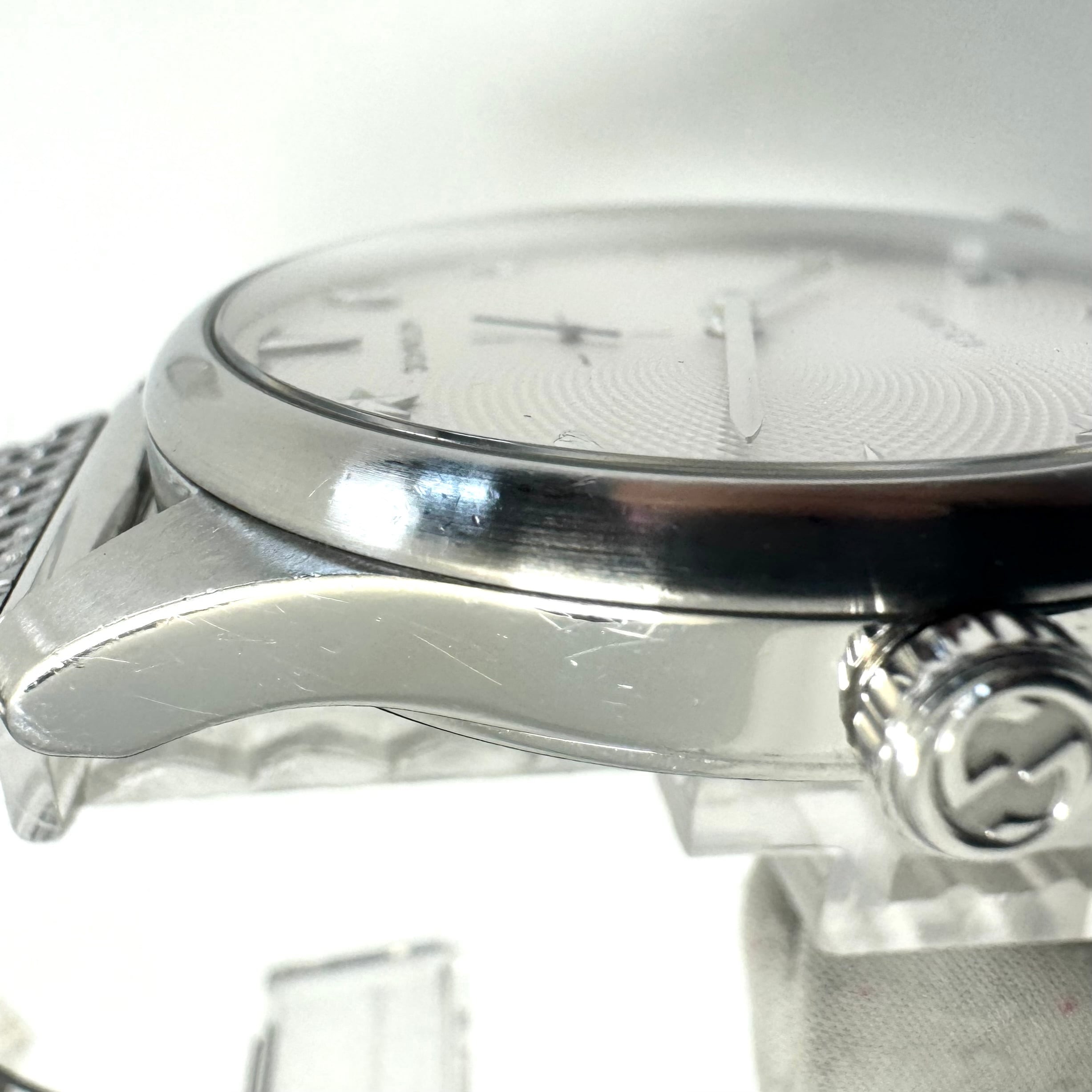 【動作良好】腕時計 メンズ グッチ GUCCI Gタイムレス 126.3 YA126330 自動巻 蜂 ビー シルバー 裏スケ スモールセコンド