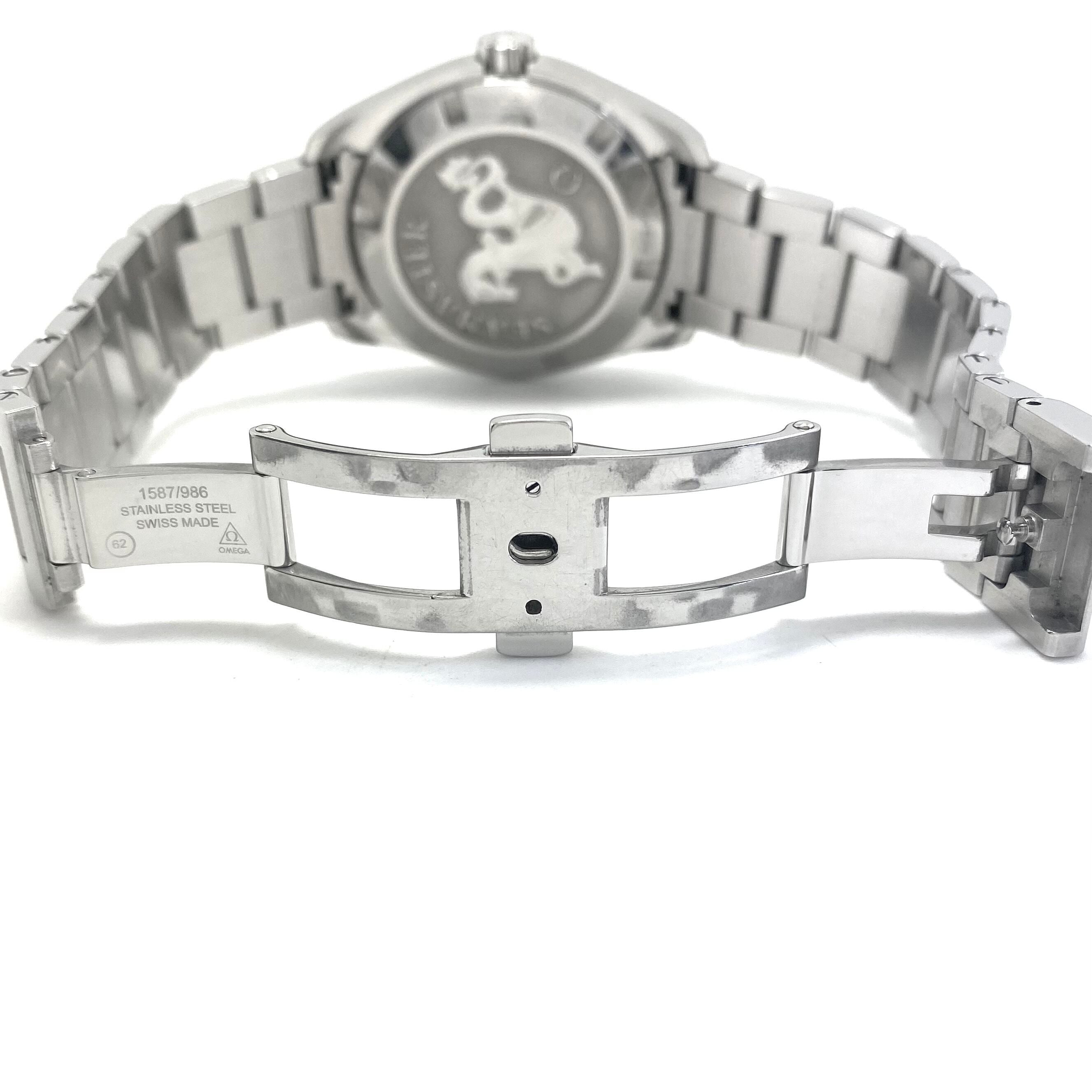 腕時計 メンズ オメガ OMEGA シーマスター アクアテラ 231.10.39.60.06.001 グレー デイト表示 クォーツ 150m防水